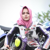 Kini, Kintan memiliki 388 ribu followers di Instagram. Ia digandeng menjadi brand ambassador salah satu merek hijab populer di Indonesia dan membintangi sejumlah iklan. Foto: Instagram/Kintaanmary