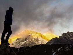 Potret Memukau Everest Jepretan Oppo F11 Pro