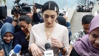 Selain itu Tyas juga membicarakan kasus Audrey yang mendapat kekerasan. Pool/Ismail/detikFoto.