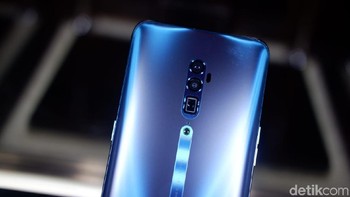 Kamera kedua wide angle 8 MP. Foto: Adi Fida Rahman/detikINET