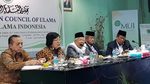 Momen Menteri LHK, Siti Nurbaya Saat Ngopi dan Cicip Mangga Alpukat