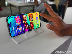 Lebih Dekat dengan Galaxy A80, Ponsel Kamera Pop-up Bolak-balik