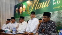 Turut hadir juga wakil ketua MPR yang juga Ketua Umum PKB Muhaimin Iskandar.