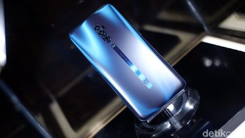 Snapdragon 855 menjadi otak ponsel ini. Foto: Adi Fida Rahman/detikINET