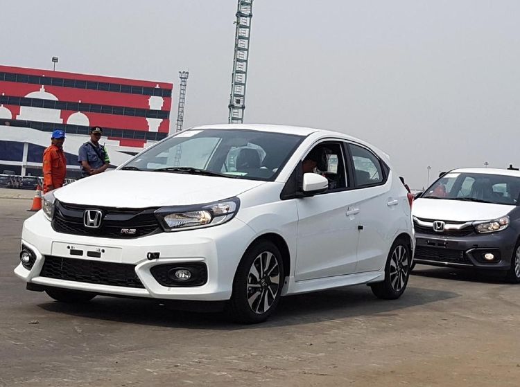 Berbaris Rapi, Honda Brio Diekspor ke Filipina