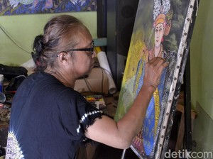 Sempat Dianggap Gila, Pria Ini Sukses Bikin Karya Seni Pakai Canting