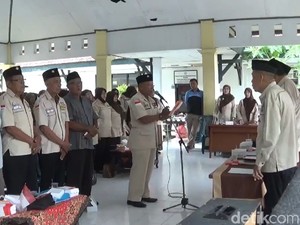 Ratusan Purnawirawan Polisi Lamongan Deklarasi Dukung Jokowi-Maruf