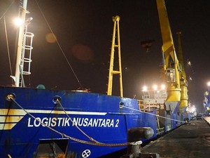 Kontainer Masuk Desa, Kapal Tol Laut Angkut 3 Ton Beras ke Talaud