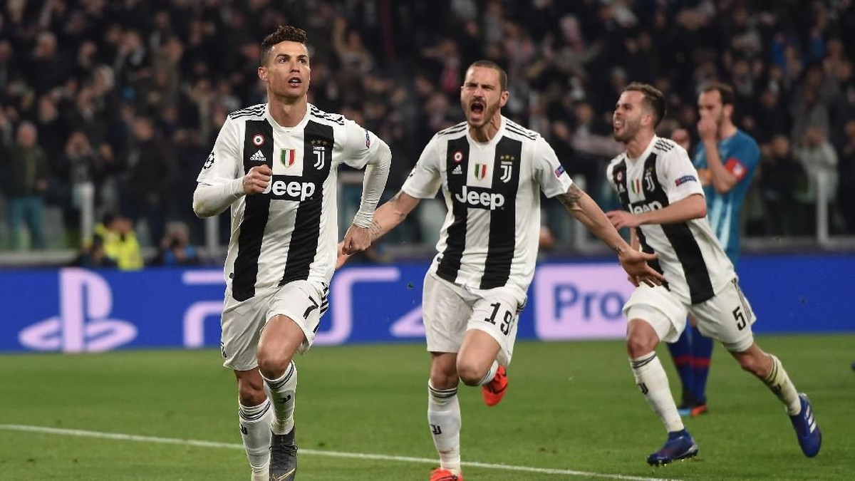 Juventus akan bertandang ke markas Ajax Amsterdam di leg pertama perempatfinal Liga Champions. (Foto: Tullio M. Puglia/Getty Images)
