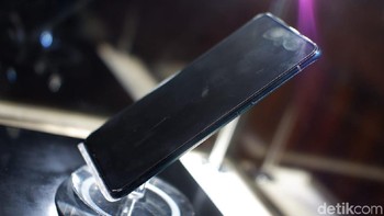 Oppo Reno 10x Zoom diumumkan di Beijing, China bersamaan dengan versi standar. Foto: Adi Fida Rahman/detikINET