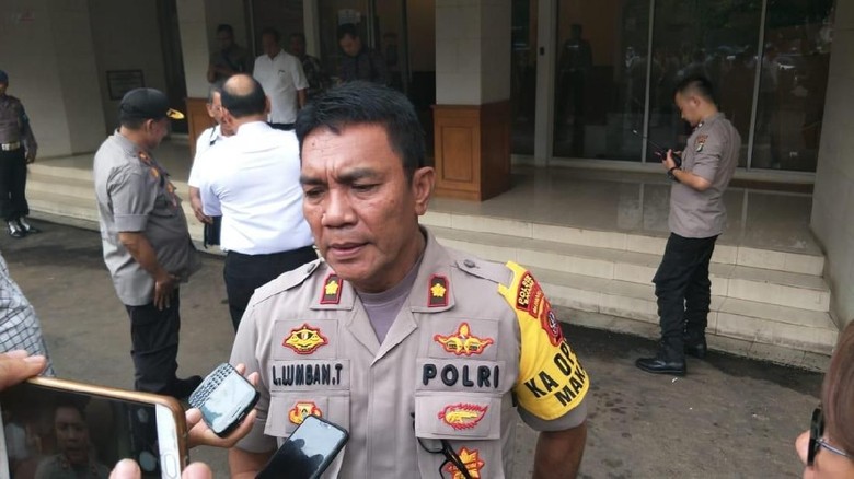 Polisi Duga Mayat Wanita Hamil Sengaja Dibuang di Tol Jagorawi Polisi Duga Mayat Wanita Hamil Sengaja Dibuang di Tol Jagorawi