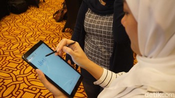 Tersedia pena digital yang dapat membantu melengkapi produktivitas atau proses belajar anak-anak. Foto: Firdaus Anwar/detikINET