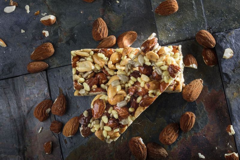 muesli bar / protein bar