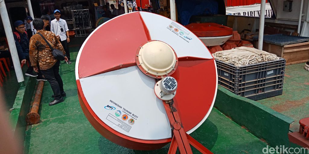Badan Pengkajian dan Penerapan Teknologi (BPPT) meluncurkan Buoy Merah Putih
