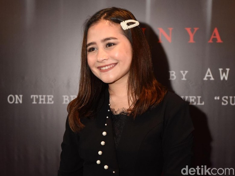 Bulan Puasa, Prilly Latuconsina Fokus Khatam Alquran dan Full Tarawih Bulan Puasa, Prilly Latuconsina Fokus Khatam Alquran dan Full Tarawih