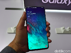 Lebih Dekat dengan Galaxy A80, Ponsel Kamera Pop-up Bolak-balik