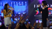Penampilan Ashanty dan Aurel turut memeriahkan panggung Jakarta YES 2019.