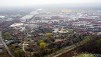 Kota Oberhausen di masa lalu terkenal akan industri beratnya. Saat zaman semakin maju dan industri berat mulai ditinggalkan, Oberhausen mulai mengembangkan pariwisata. (Wahyu Setyo/detikcom)