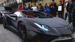 Liburannya Crazy Rich Rusia, Pemilik Lamborghini Bertabur Swarovski