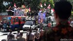 Aksi Bakar Ban Warnai Peringatan 2 Tahun Novel Baswedan