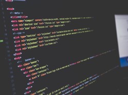 Awalnya Anti AI, Kini Guru di Tapanuli Ini Justru Mengajar Pakai AI