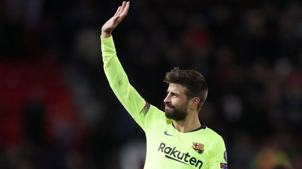 Gerard Pique memilih bergabung dengan Manchester United.