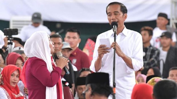 Capres Jokowi meminta Prabowo Subianto tak pesimistis dalam memandang permasalahan bangsa, seperti soal pertahanan dan kemampuan TNI.