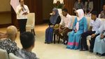 Isak Tangis Iringi Penyerahan Korban Penyanderaan Abu Sayyaf ke Keluarga