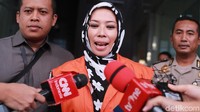 KPK menduga suap itu diberikan kepada Bowo agar membantu proses perjanjian penggunaan kapal PT HTK oleh PT Pupuk Indonesia Logistik untuk distribusi pupuk. Menurut KPK, amplop itu diduga untuk keperluan serangan fajar Pemilu legislatif yang diikuti Bowo.