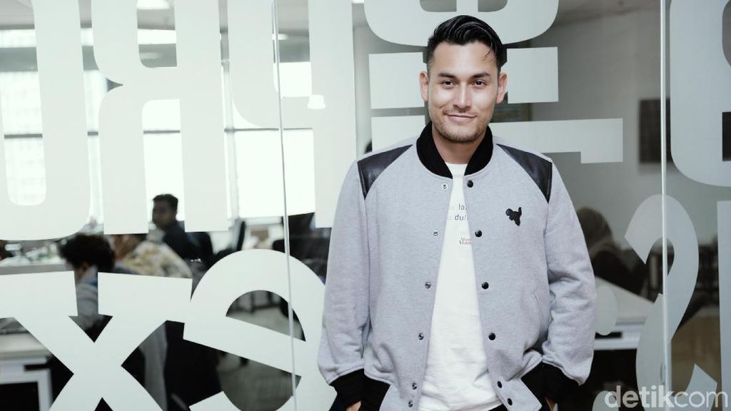 Obsesi Arifin Putra Selain Jadi Seorang Aktor