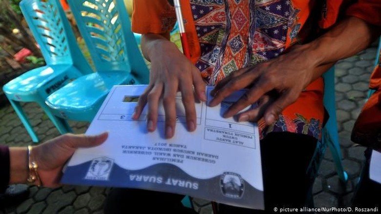 WNI di Wilayah PPLN Frankfurt Jerman Keluhkan Belum Terima Surat Suara WNI di Wilayah PPLN Frankfurt Jerman Keluhkan Belum Terima Surat Suara