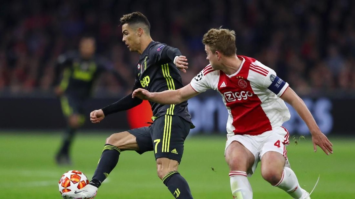 Juventus akan menjamu Ajax Amsterdam pada leg kedua perempatfinal Liga Champions. (Foto: Michael Steele/Getty Images)