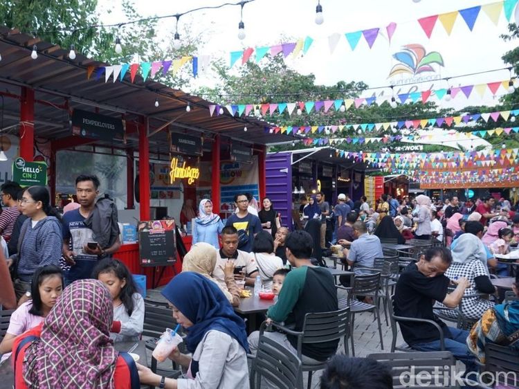 Serunya Berburu Jajanan Kekinian di Pasar Senggol 2019