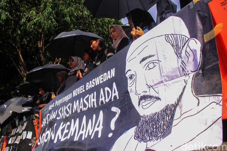 Kecurigaan di Balik Serangan-serangan ke Novel Baswedan Kecurigaan di Balik Serangan-serangan ke Novel Baswedan