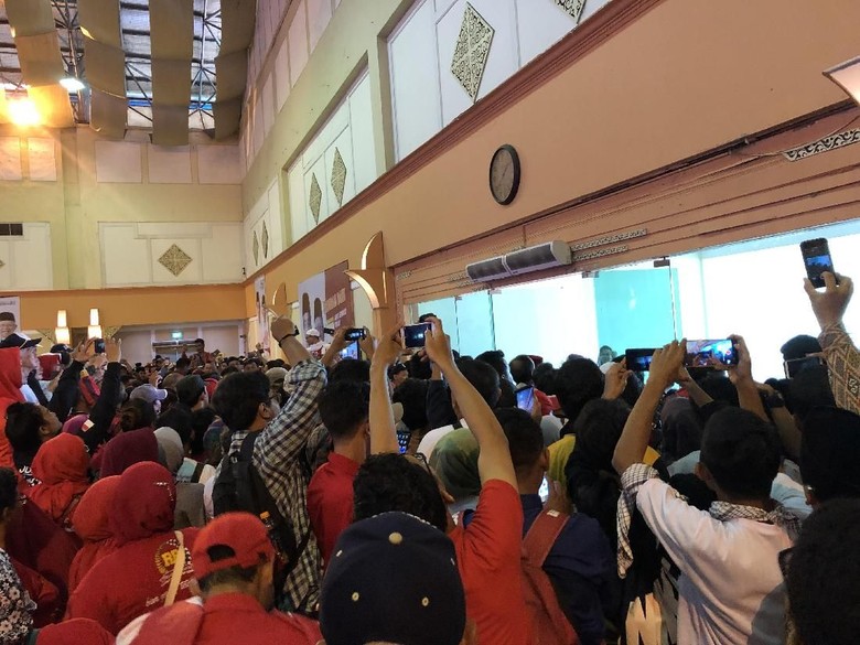 Usai Sukabumi, Jokowi Kampanye di Depok Usai Sukabumi, Jokowi Kampanye di Depok