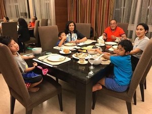 Sayang Keluarga! 5 Politisi Ini Sering Makan Bareng Keluarga