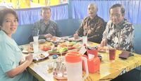 Momen Mahfud MD Sarapan di Singkawang hingga Makanan Favoritnya di Padang