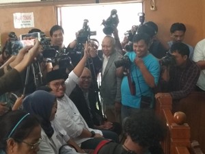 Kabar Penganiayaan Ratna Sampai ke Kertanegara, Prabowo Ikut Kaget