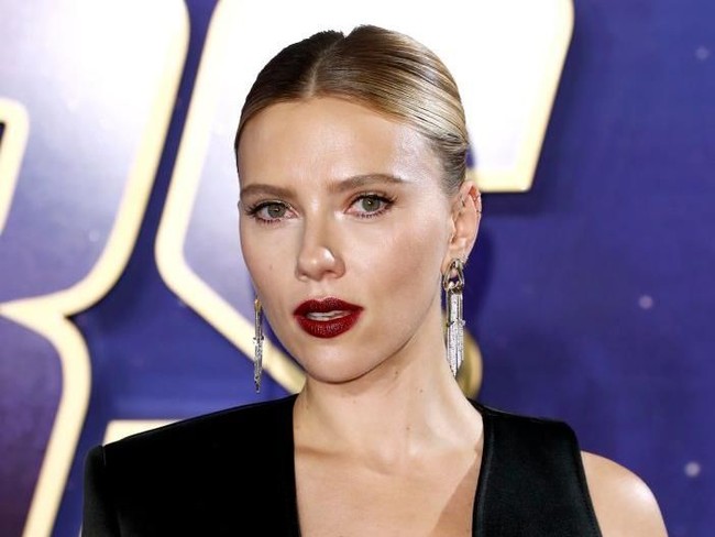 Diikuti Scarlett Johansson di urutan tujuh, dengan 90,91 persen. Secara Golden Ratio, bintang film Avengers ini memiliki fitur mata paling ideal. Foto: Getty Images