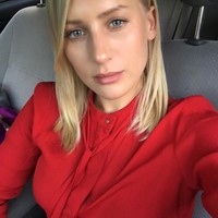 Kekisruhan masalah ini membuat hubungan Lorraine dan suaminya jadi retak. Dia dan suami dikabarkan bercerai pada 2018 silam.  Foto: Instagram