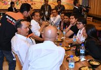 Selain di Indonesia, Para Politisi Ini Juga Sering Kulineran di Luar Negeri