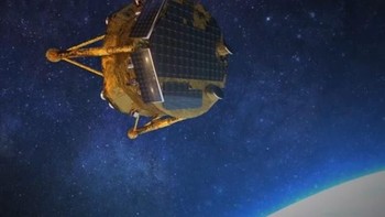 Nama Beresheet berasal dari bahasa Ibrani. Pesawat ini merupakan proyek kerja sama antara SpaceIL, lembaga swasta Israel non profit dengan perusahaan Israel Aerospace Industries. Ini ilustrasi saat Beresheet menjelajah angkasa. Foto: Reuters