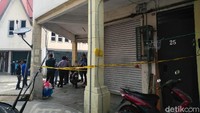 KPU mengutus dua komisionernya, Hasyim Asyari dan Ilham Saputra, mengecek langsung temuan surat suara tercoblos di Selangor, Malaysia. Saat ini, mereka sedang berada di KBRI. 