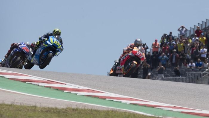 Persaingan MotoGP 2019 disebut bukan lagi antara Dovizioso vs Marquez, tapi juga milik Rins dan Rossi. (Foto: Getty Images) Persaingan MotoGP 2019 disebut bukan lagi antara Dovizioso vs Marquez, tapi juga milik Rins dan Rossi. (Foto: Getty Images)