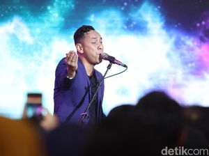Pongki Barata The Dangerous Band Panaskan dHOT Music Setia Menjaga Hati