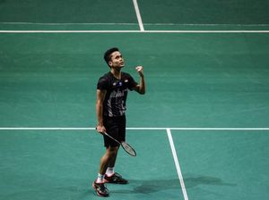 Anthony Singkirkan Momota, Praveen/Melati Juga ke Semifinal French Open