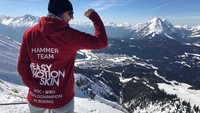 Ini salah satu gayanya di Austria, keren banget kan? (ladyhammer_official/Instagram)