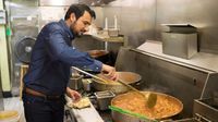 Restoran Ini Bagikan Makanan Gratis Untuk 16.000 Orang Tiap Tahun