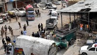 Dilansir dari Antara, Wakil Inspektur Jenderal Polisi Quetta, Abdul Razzaq Cheema, menyebut bahan peledak disembunyikan di antara karung kentang.