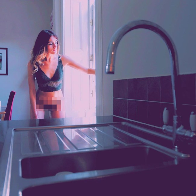 Victoria mengatakan keluarganya juga mendukung pekerjaannya ini, karena yang dijual sesungguhnya adalah jasa kebersihannya. Foto: Dok. Glimmer